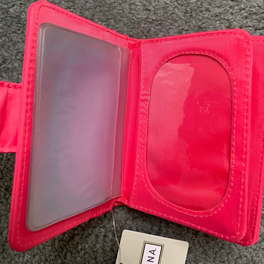 NEW wallet - Picture 3 of 5